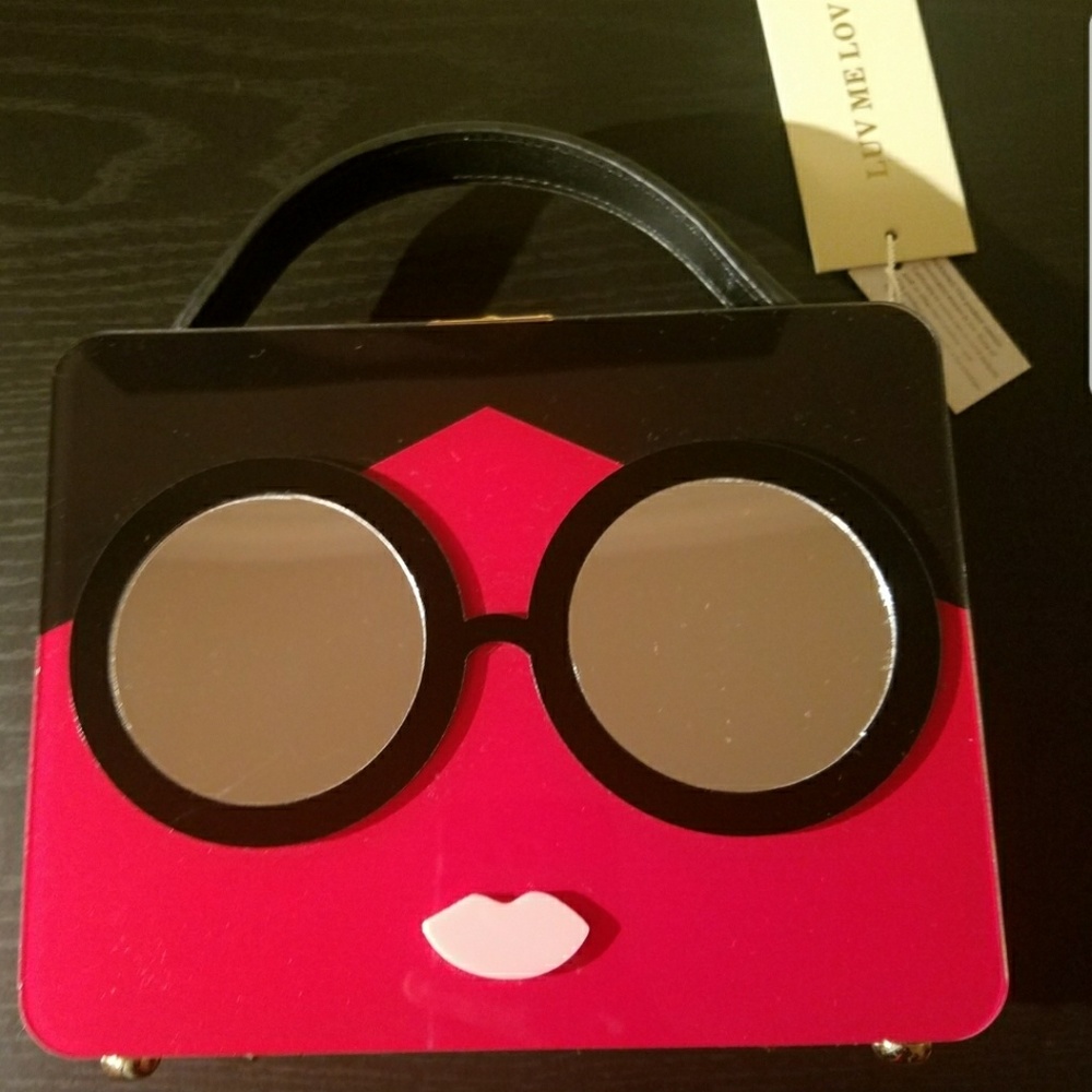 💥SALE!💥 Designer PVC Hard Shell Crossbody - Picture 6 of 6
